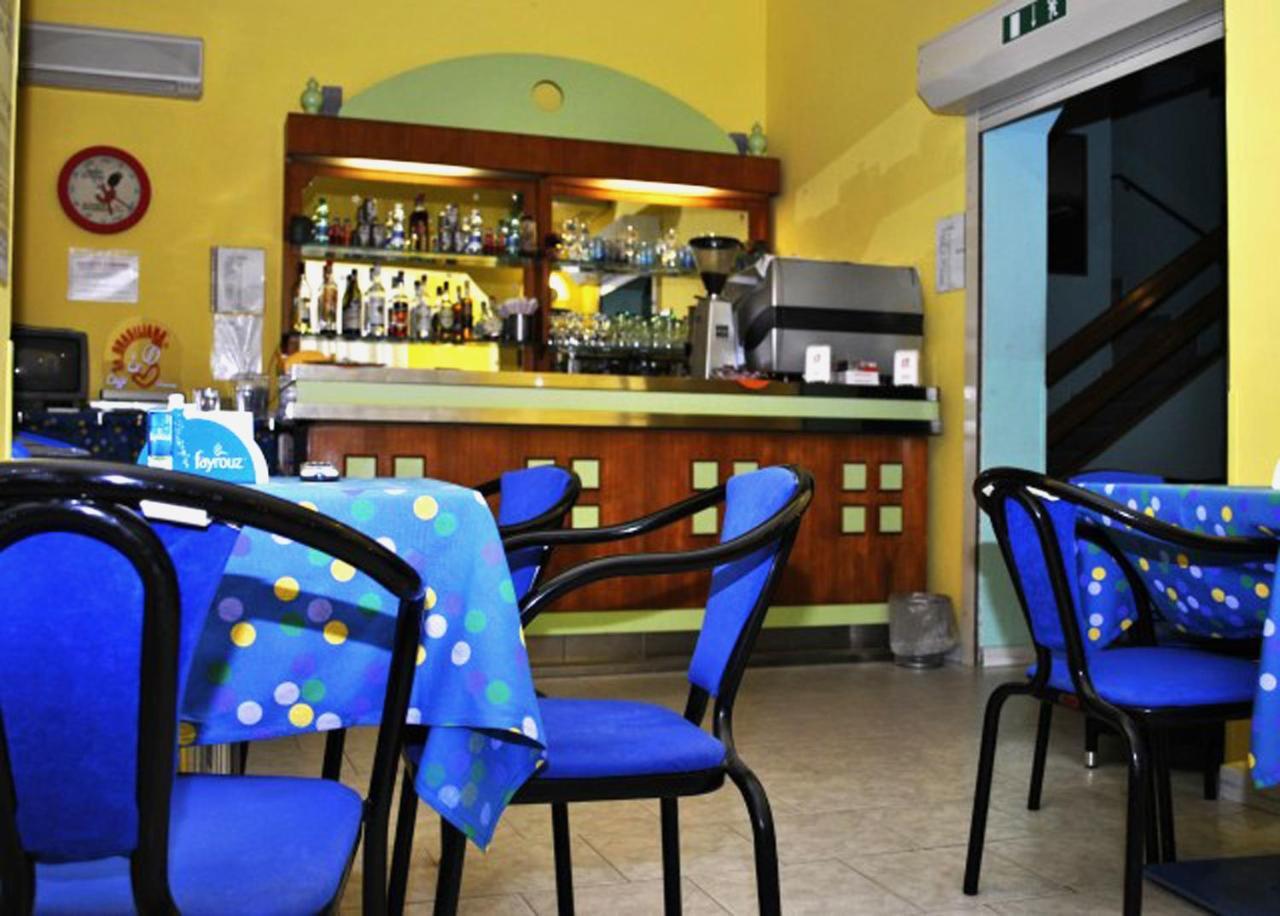 Hotel Giannella Rimini Exterior photo